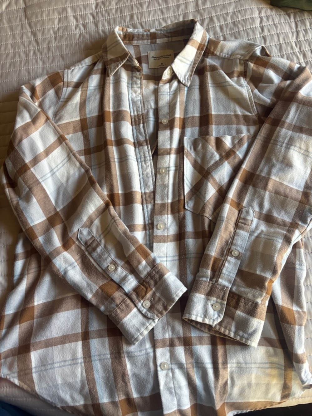American Eagle Outfitters Cream and Brown Plaid Button-Down Shirt